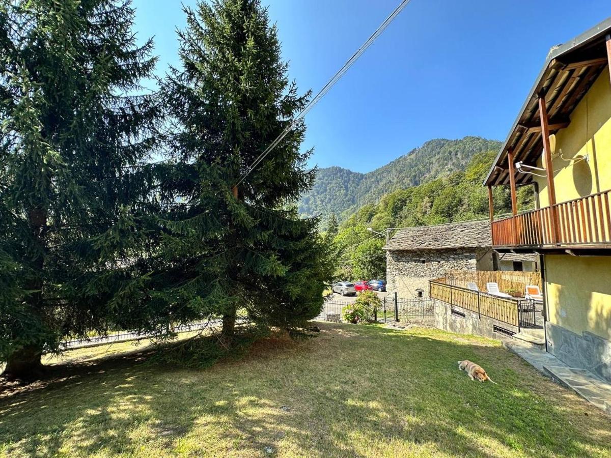 Baita Pressi Gran Paradiso Sparone Kültér fotó